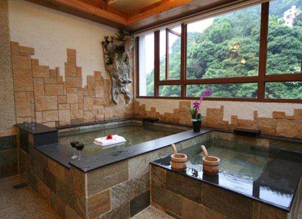 Chief Villa Hot Spring Resort Renai Exterior photo