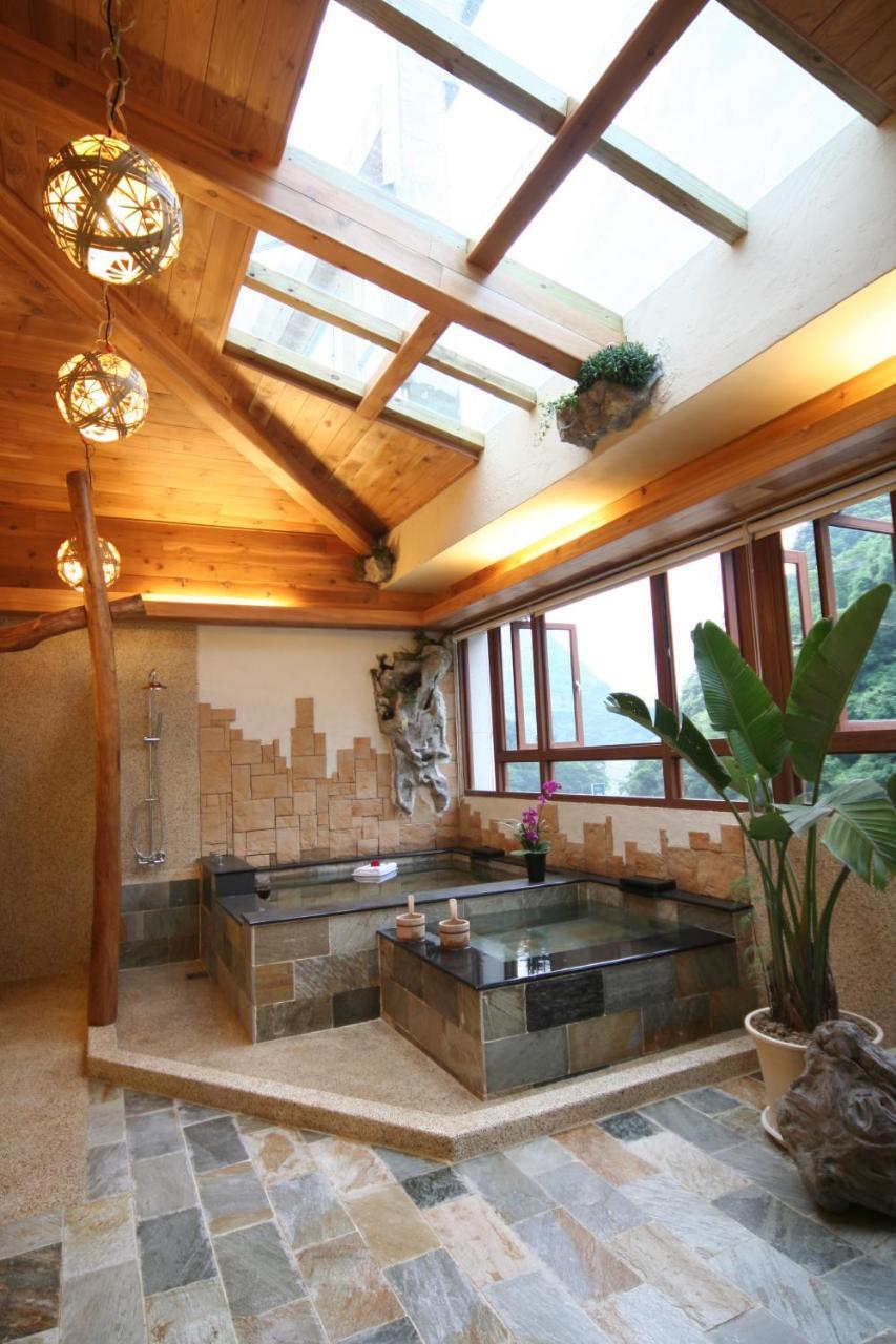 Chief Villa Hot Spring Resort Renai Exterior photo